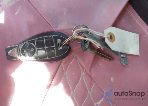 2014 Ram 1500 Slt z USA, uszkodzony, nr VIN 1C6RR6GT4ES286874